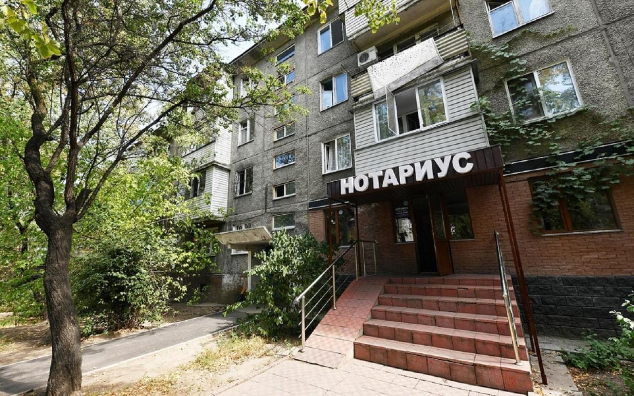 Апартаменты 11-й микрорайон, 4 Алма Ата Екстериор снимка